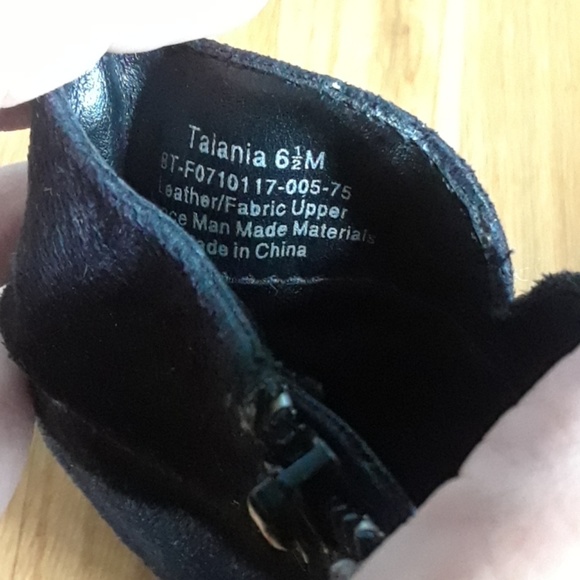 Black booties, ankle boots, heels - Picture 4 of 4